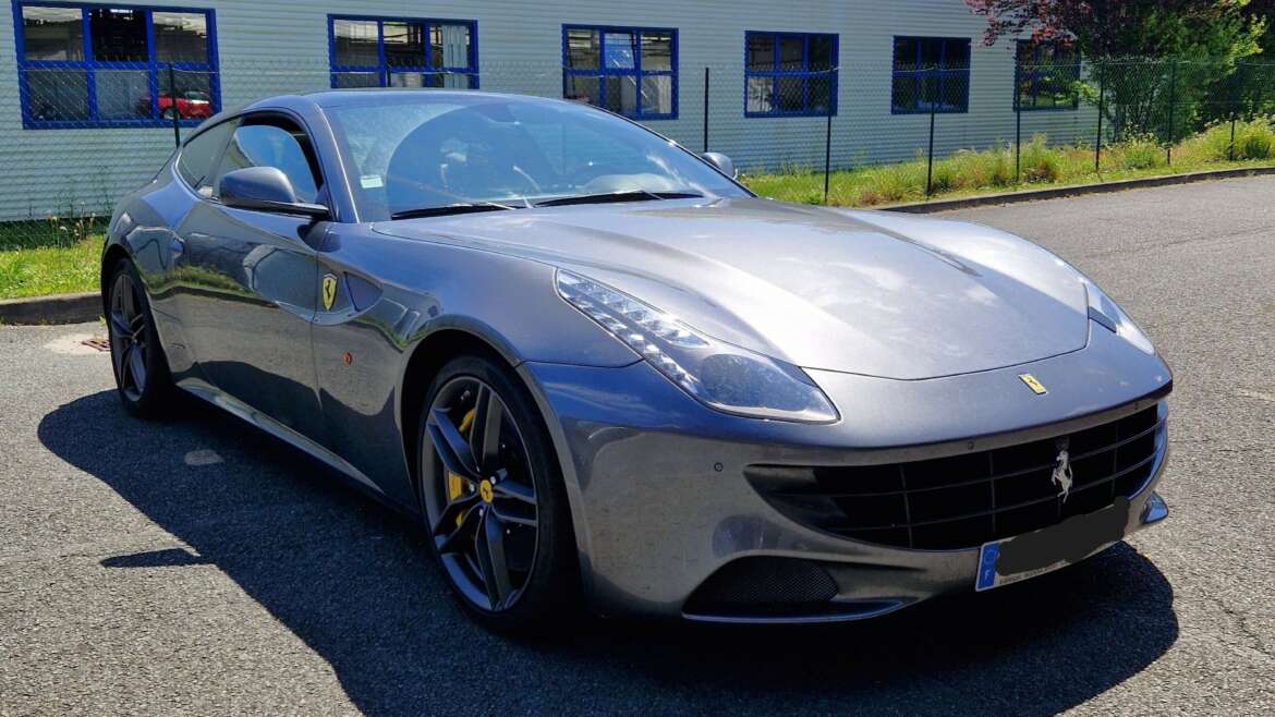 Ferrari FF